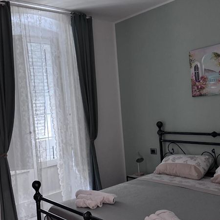B&B Poesia Affittacamere Taranto Exterior photo