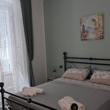 B&B Poesia Affittacamere Taranto Exterior photo