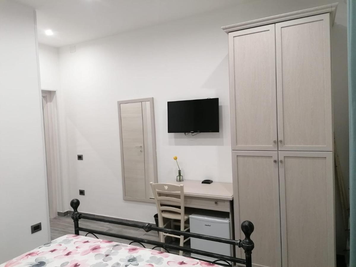 B&B Poesia Affittacamere Taranto Exterior photo
